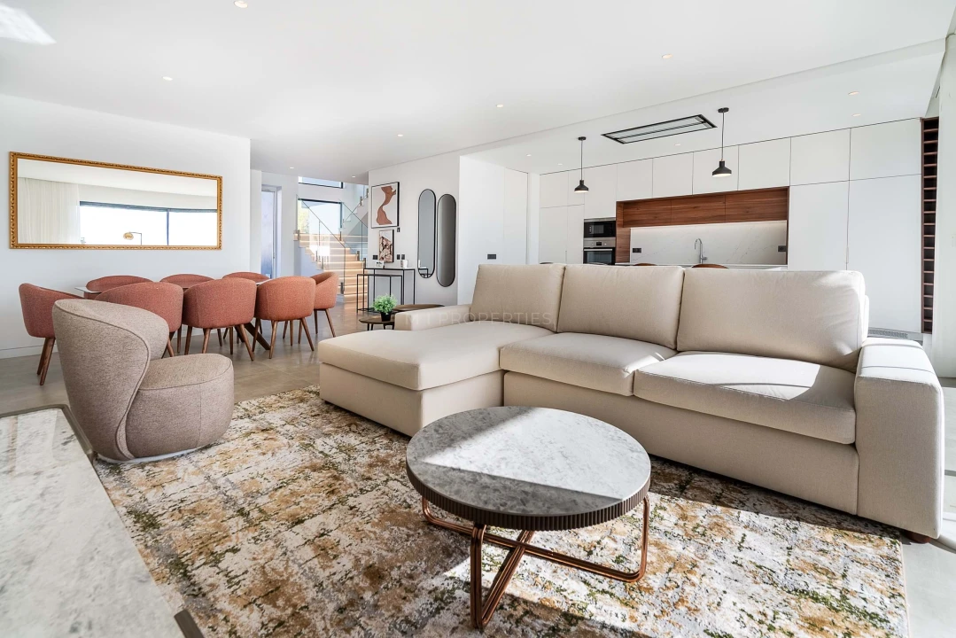 Apartamento T4 para Venda em Boliqueime Foto 13