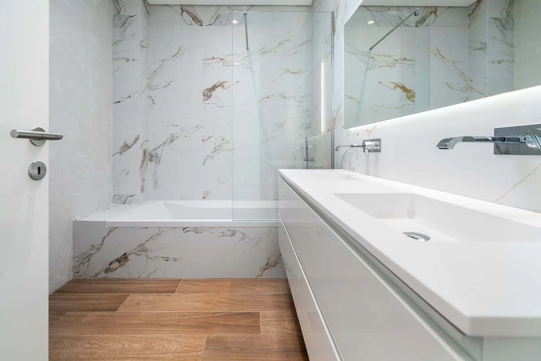 Apartamento T4 para Venda em Boliqueime Foto 30