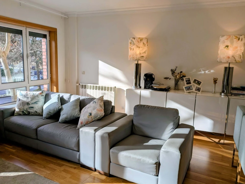 Apartamento T3 para Venda em Parque das Nações Foto 12