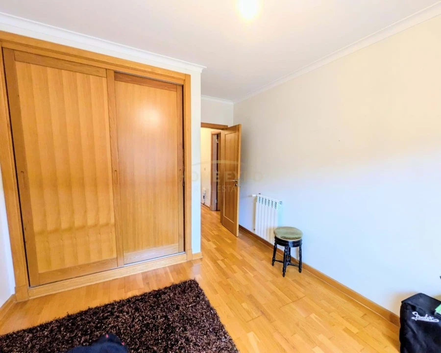 Apartamento T3 para Venda em Parque das Nações Foto 25