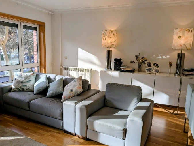 Apartamento T3 para Venda em Parque das Nações Foto 12