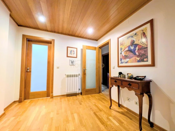 Apartamento T3 para Venda em Parque das Nações Foto 14