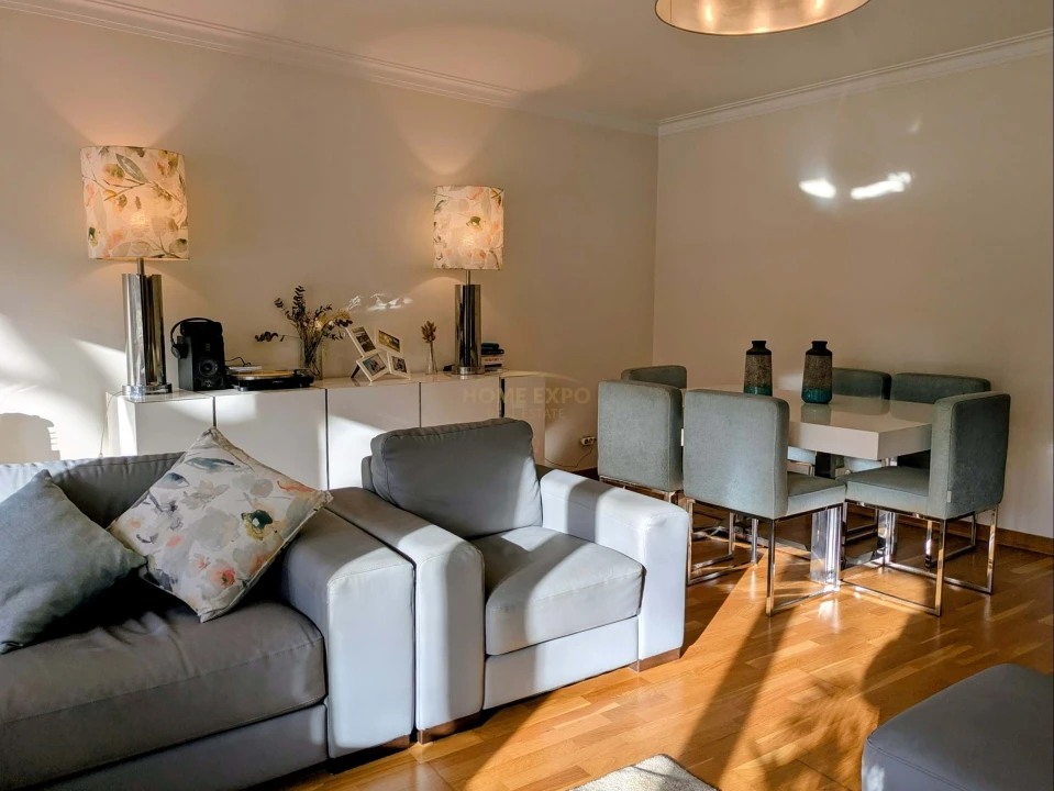 Apartamento T3 para Venda em Parque das Nações Foto 8