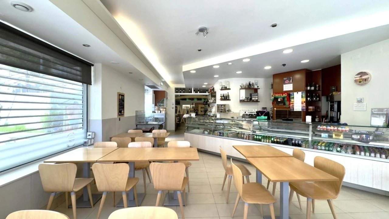 Negócio para Trespasse em Ramada e Caneças Foto 1