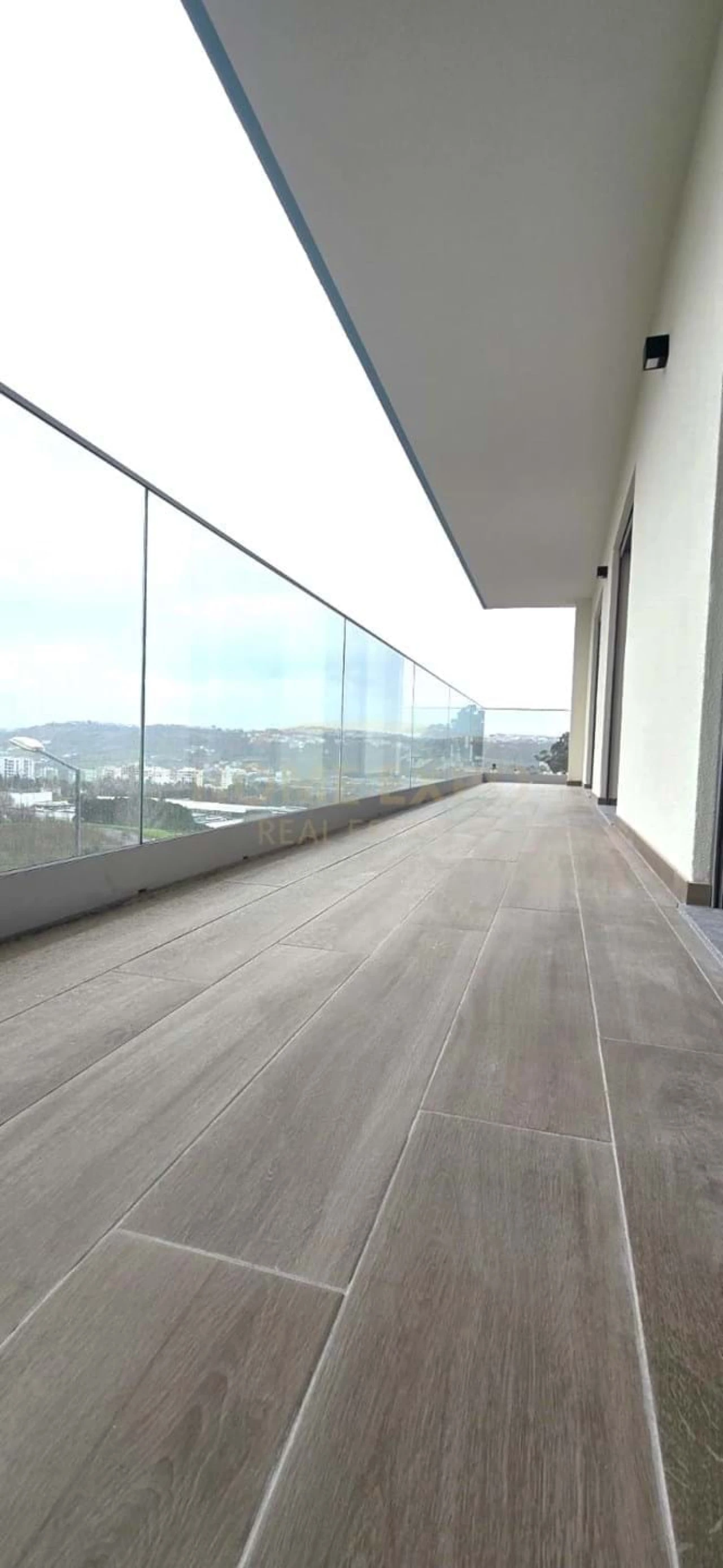 Apartamento T3 para Venda em Póvoa de Santo Adrião e Olival Basto Foto 32