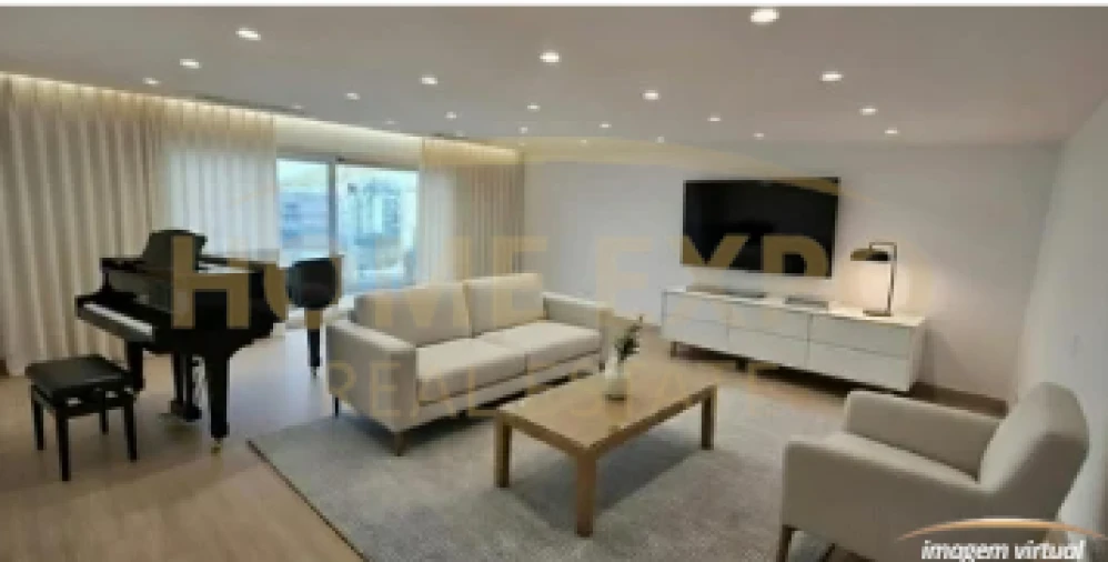 Apartamento T3 para Venda em Póvoa de Santo Adrião e Olival Basto Foto 2