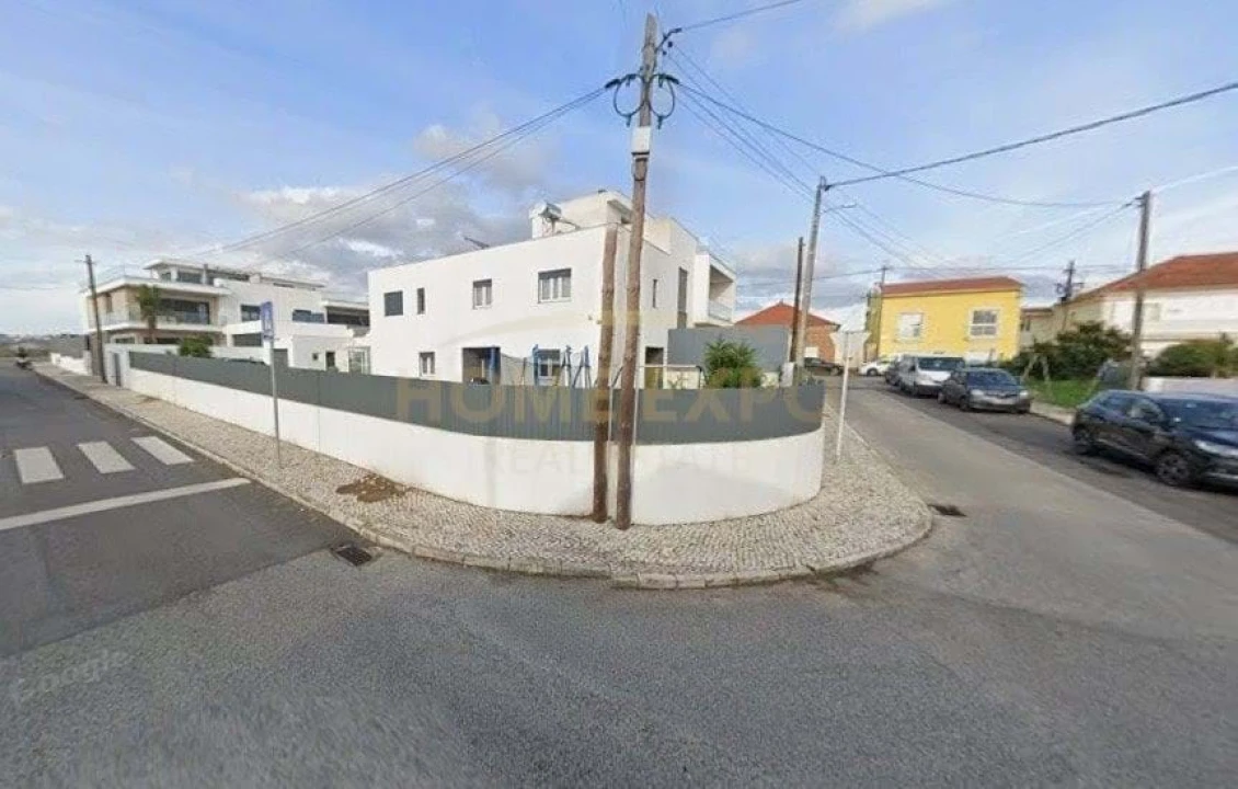 Moradia T3 para Venda em Santa Iria de Azoia, São João da Talha e Bobadela Foto 45