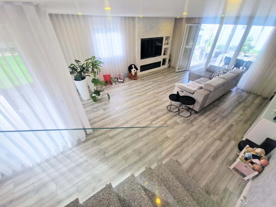 Moradia T3 para Venda em Santa Iria de Azoia, São João da Talha e Bobadela Foto 19