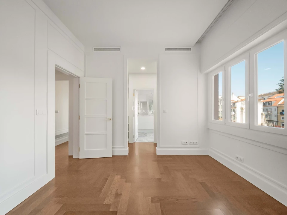 Apartamento T4 para Venda em Arroios Foto 43