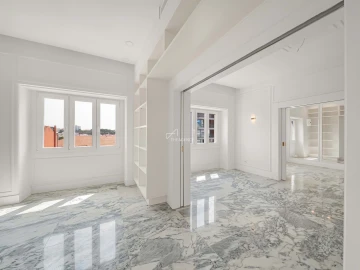 Apartamento T4 para Venda em Arroios