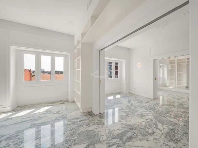 Apartamento T4 para Venda em Arroios Foto 13