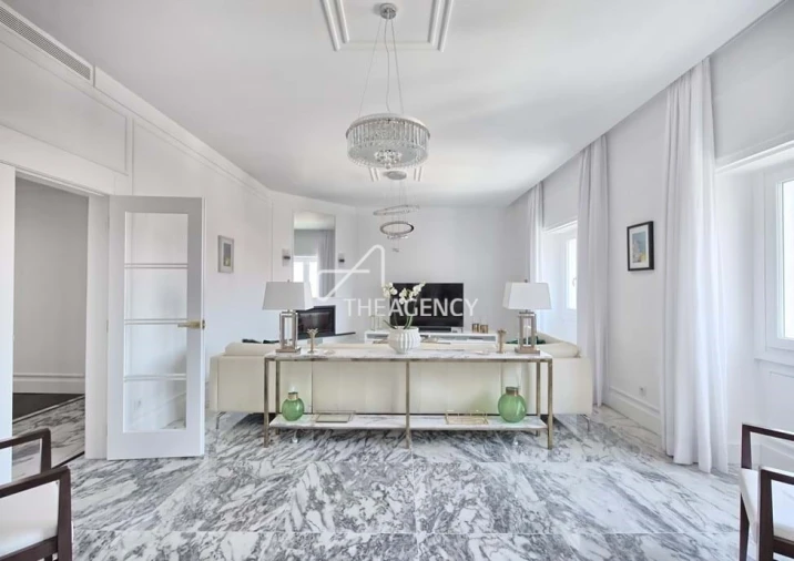 Apartamento T4 para Venda em Arroios Foto 4