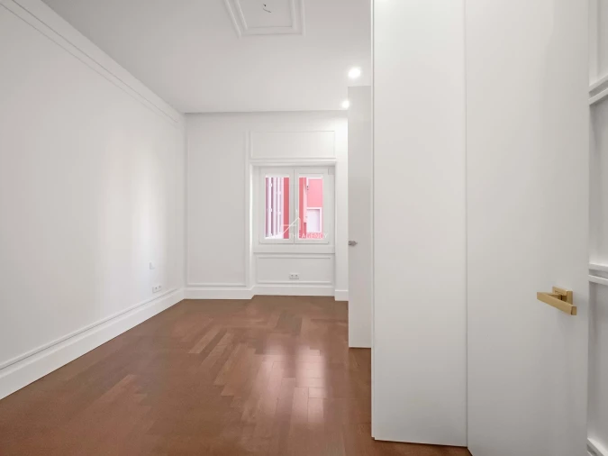 Apartamento T4 para Venda em Arroios Foto 35