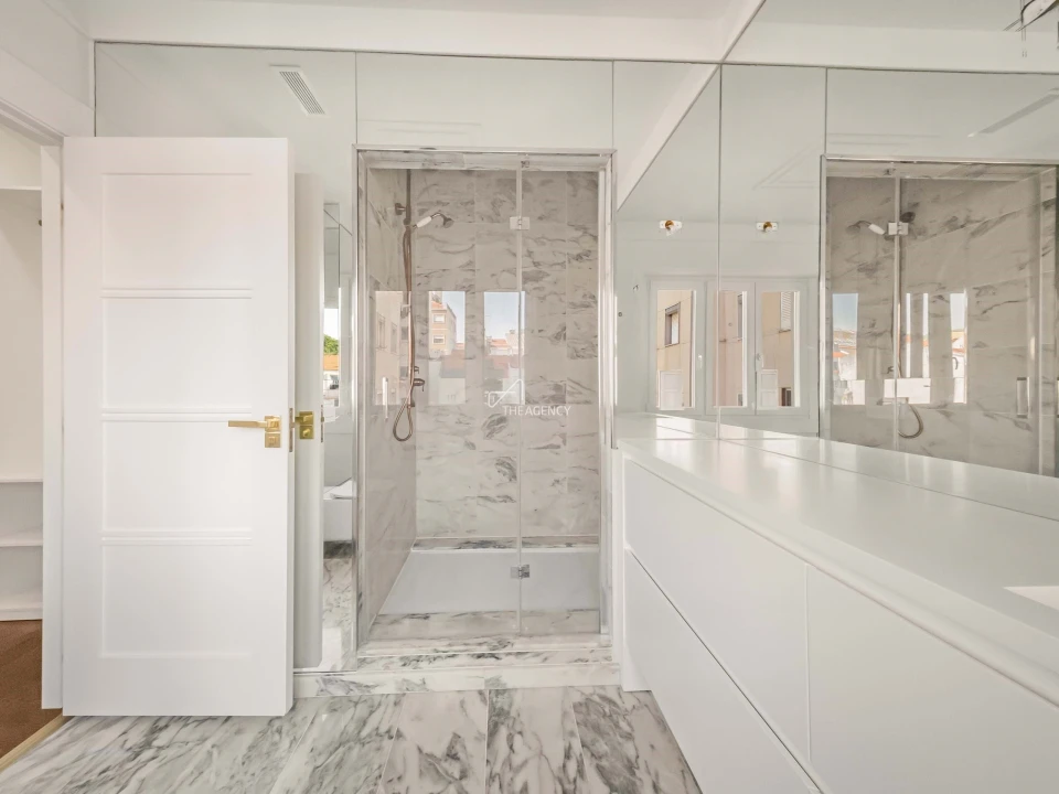 Apartamento T4 para Venda em Arroios Foto 41