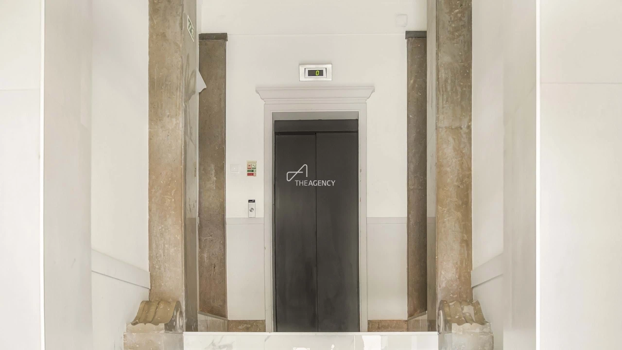 Apartamento T4 para Venda em Arroios Foto 59