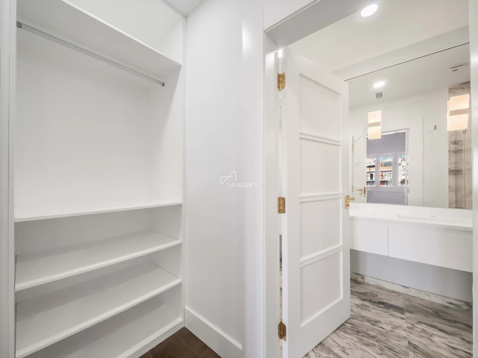 Apartamento T4 para Venda em Arroios Foto 29