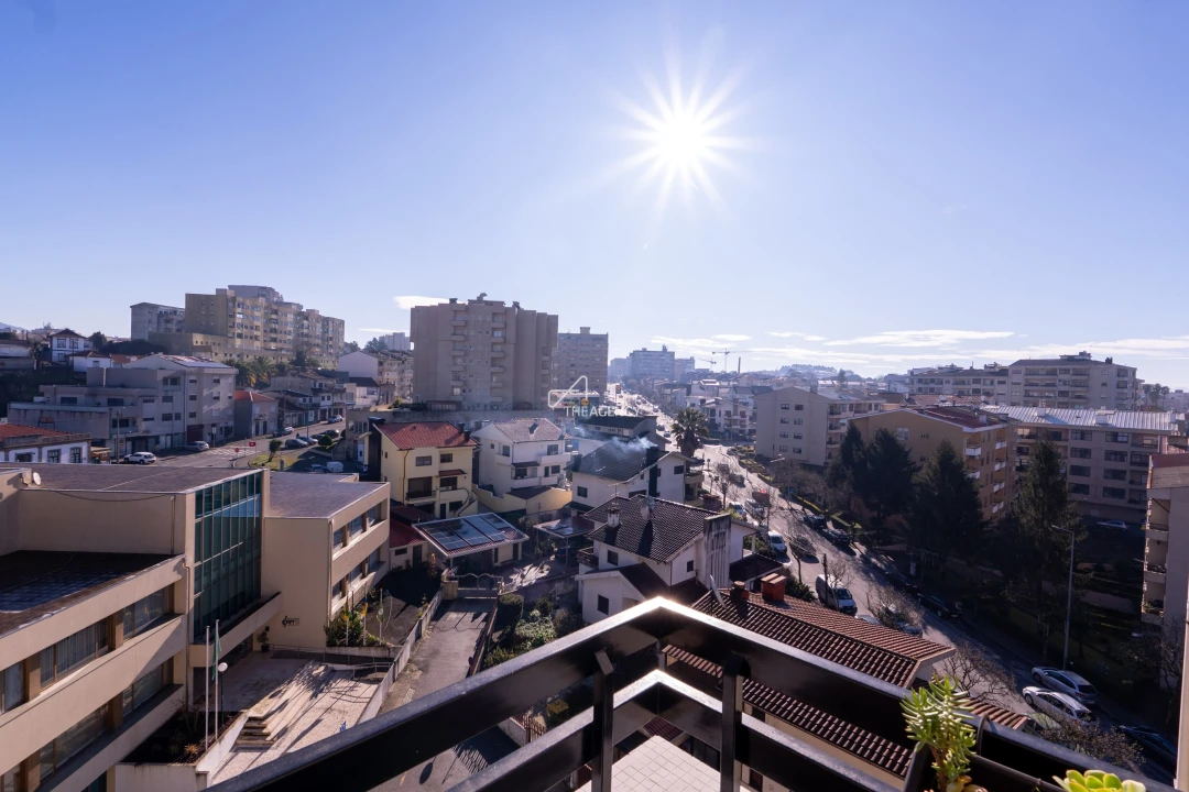 Apartamento T3 para Arrendamento em Rio Tinto Foto 8