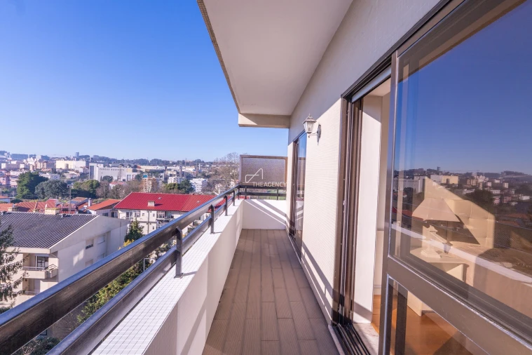 Apartamento T3 para Arrendamento em Rio Tinto Foto 20