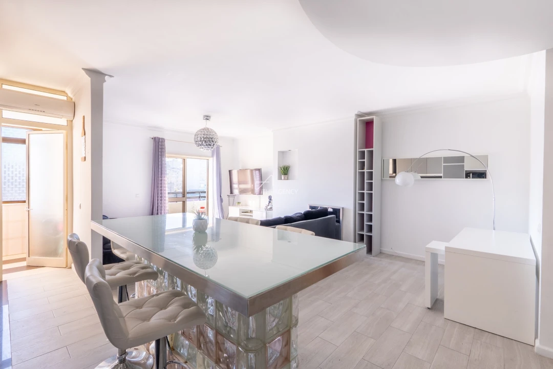 Apartamento T3 para Arrendamento em Rio Tinto Foto 2