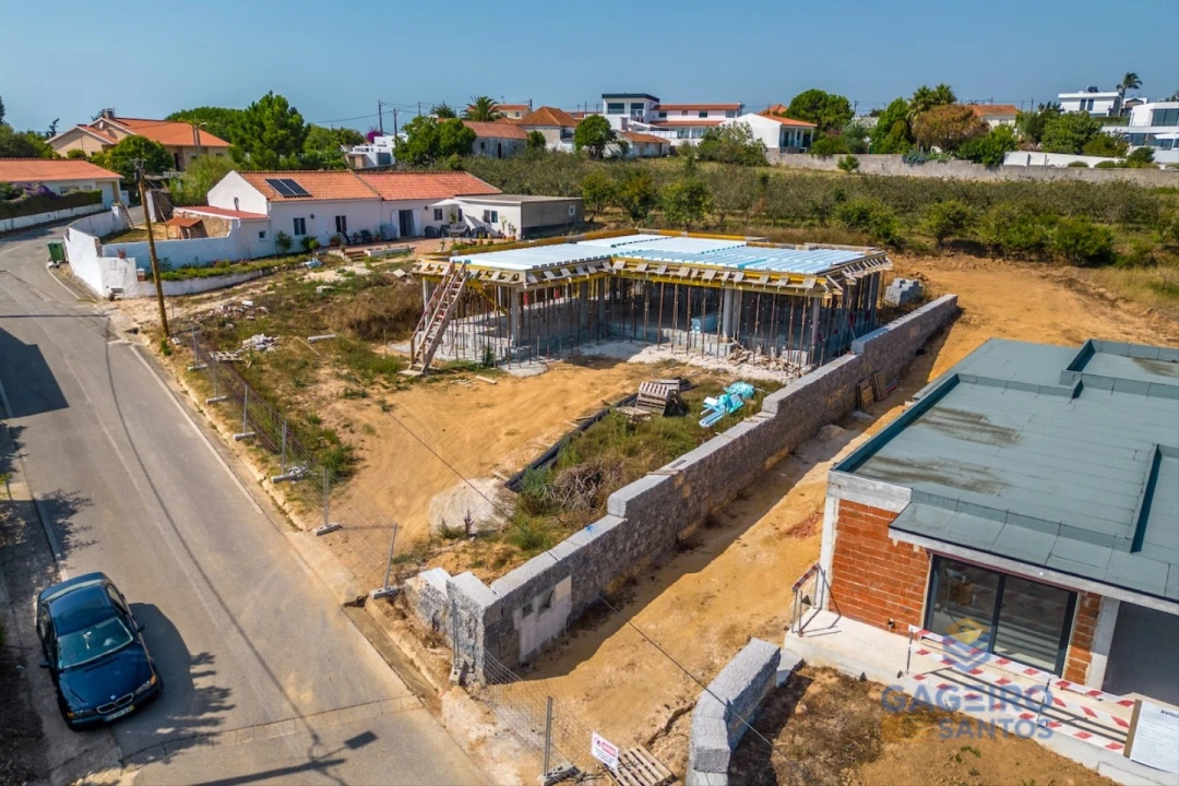 Moradia T3 para Venda em Alfeizerão Foto 13