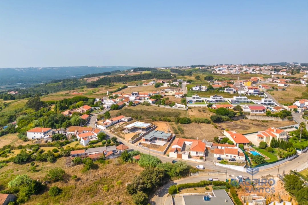 Moradia T3 para Venda em Alfeizerão Foto 14