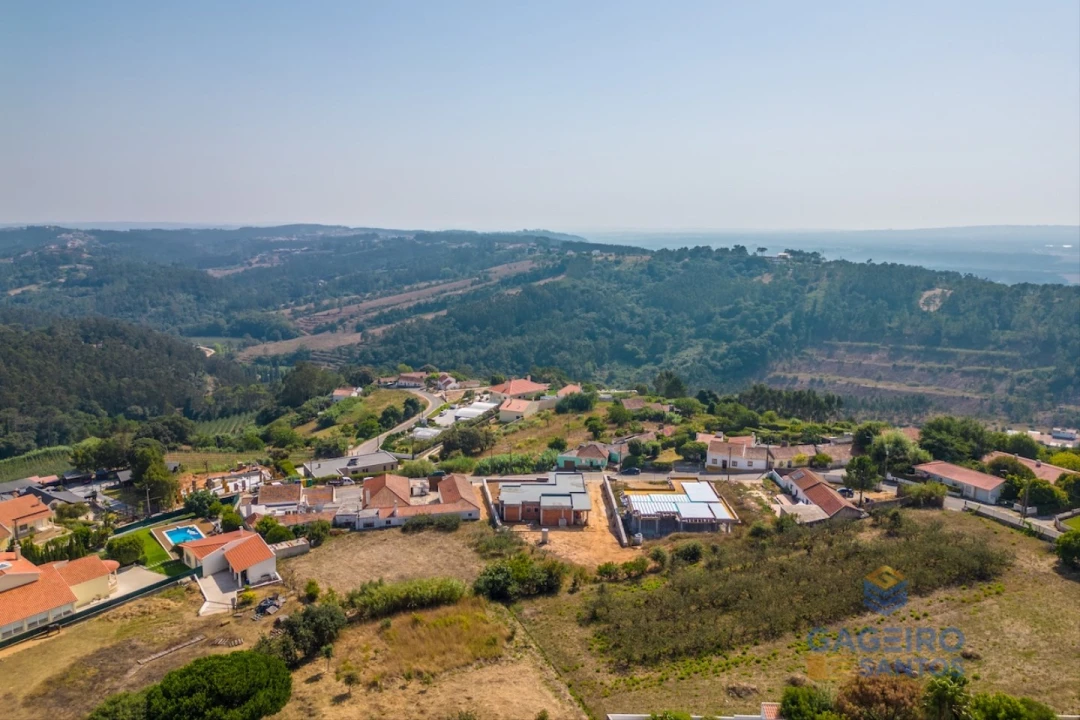 Moradia T3 para Venda em Alfeizerão Foto 18