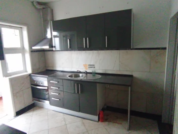 Apartamento T3 para Arrendamento em Ramalde