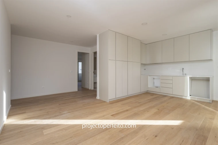 Apartamento T1 para Arrendamento em Espinho Foto 9