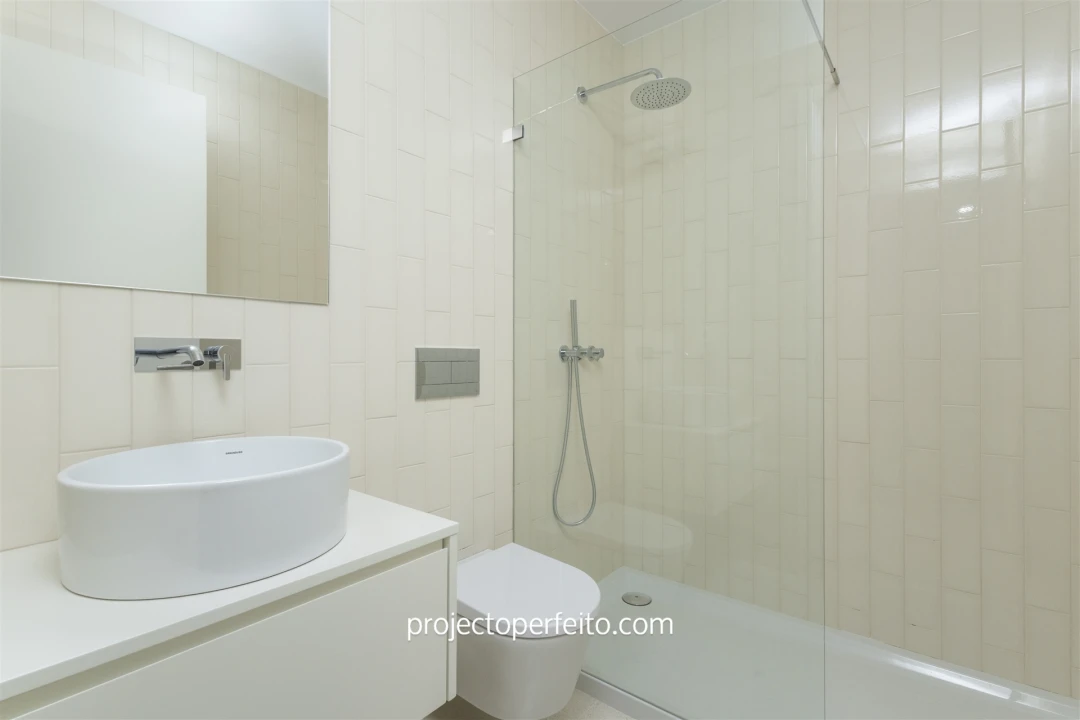 Apartamento T1 para Arrendamento em Espinho Foto 12