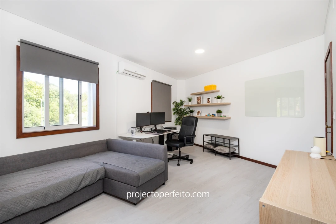 Moradia T6 para Venda em Silvalde Foto 22