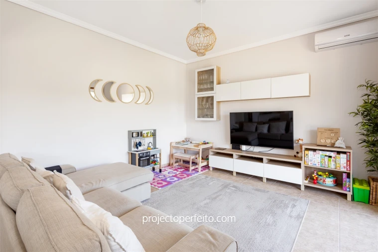 Moradia T6 para Venda em Silvalde Foto 16