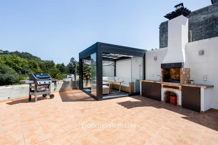 Moradia T6 para Venda em Silvalde Foto 3