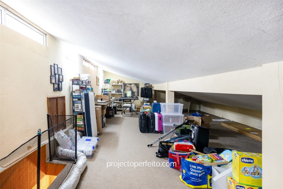 Moradia T6 para Venda em Silvalde Foto 25