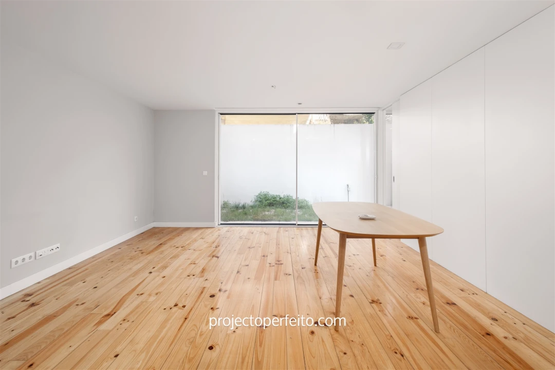 Apartamento T2 para Arrendamento em Espinho Foto 1