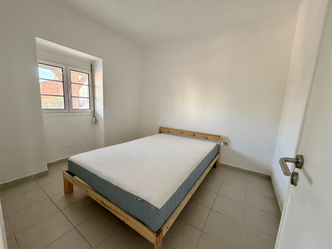 Moradia T2 para Arrendamento em Alcains Foto 9