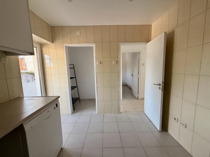 Moradia T2 para Arrendamento em Alcains Foto 11