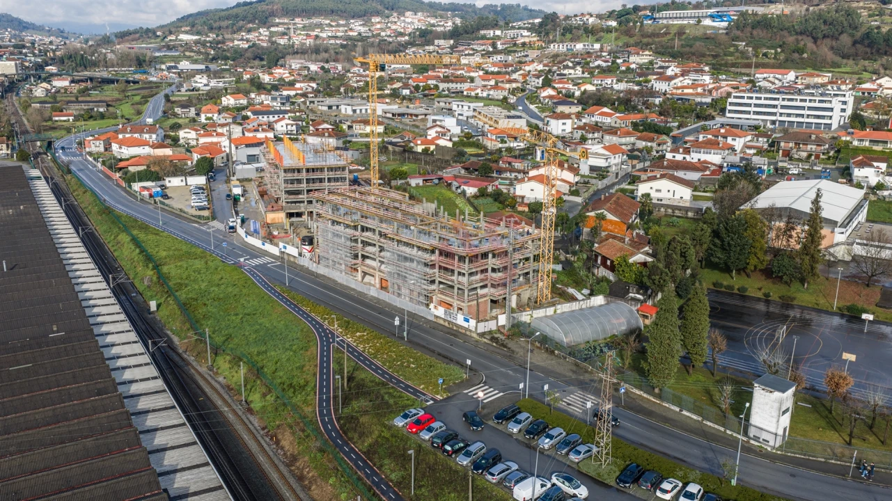Apartamento T2 para Venda em Caldas de Vizela (São Miguel e São João) Foto 2