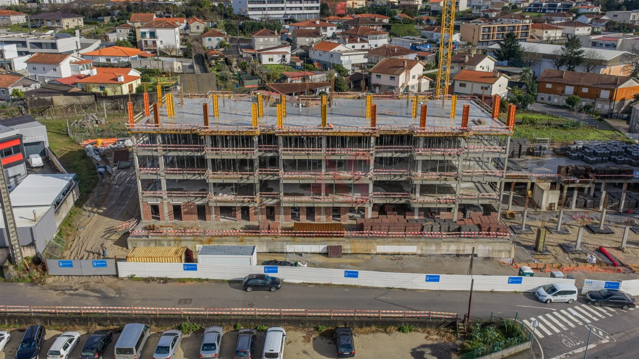 Apartamento T2 para Venda em Caldas de Vizela (São Miguel e São João) Foto 1