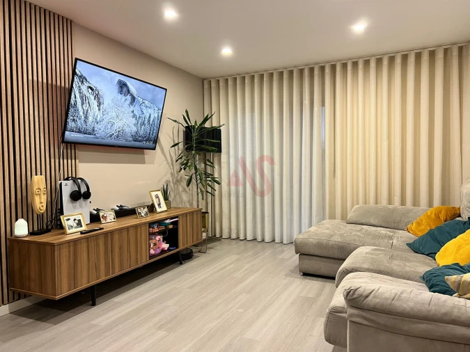 Apartamento T3 para Venda em Aguas Santas Foto 1