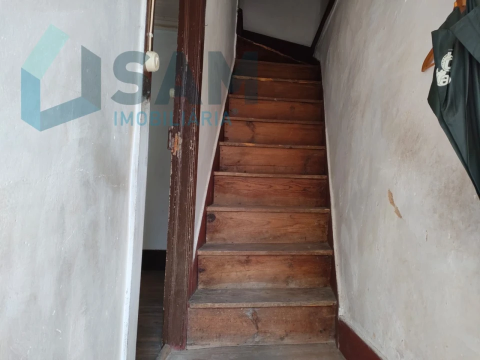 Moradia T4 para Venda em Gouveia (São Pedro e São Julião) Foto 19