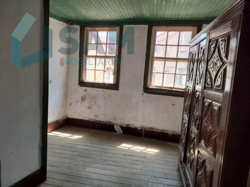 Moradia T4 para Venda em Gouveia (São Pedro e São Julião) Foto 25