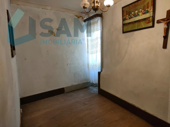 Moradia T4 para Venda em Gouveia (São Pedro e São Julião) Foto 5