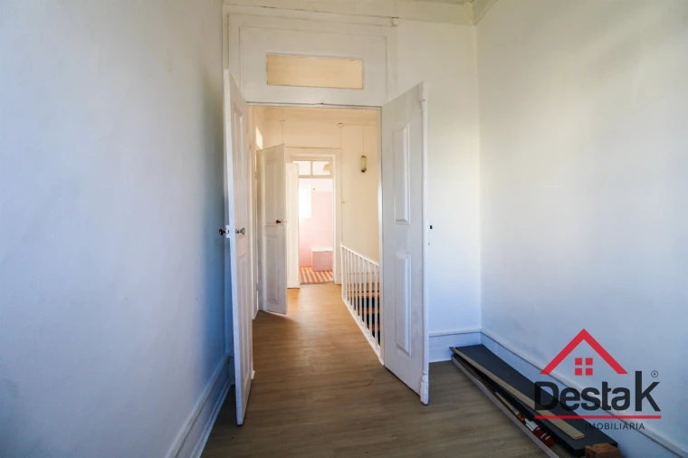 Moradia T2 para Venda em Santa Cruz da Trapa e São Cristóvão de Lafões Foto 16