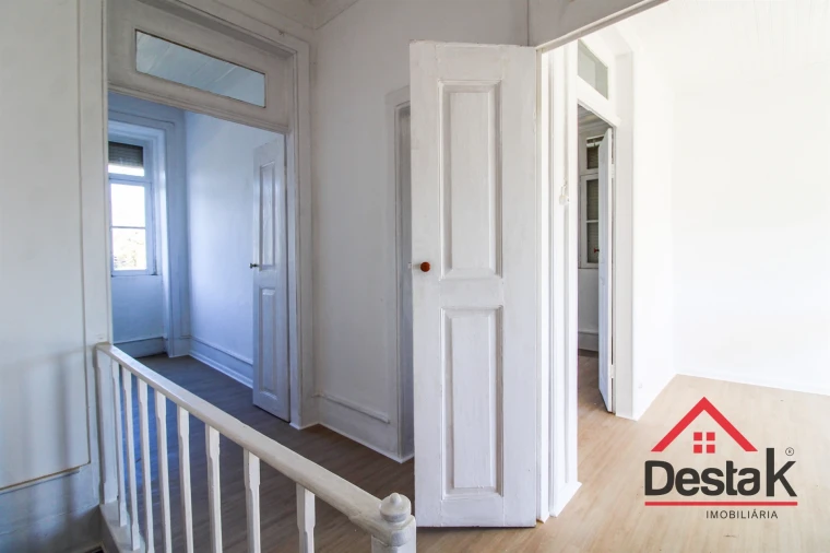 Moradia T2 para Venda em Santa Cruz da Trapa e São Cristóvão de Lafões Foto 13