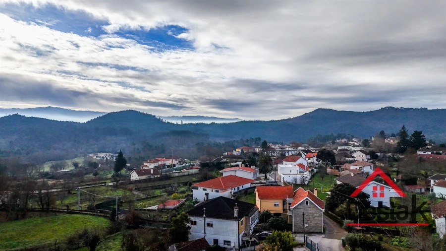 Moradia T2 para Venda em Santa Cruz da Trapa e São Cristóvão de Lafões Foto 24