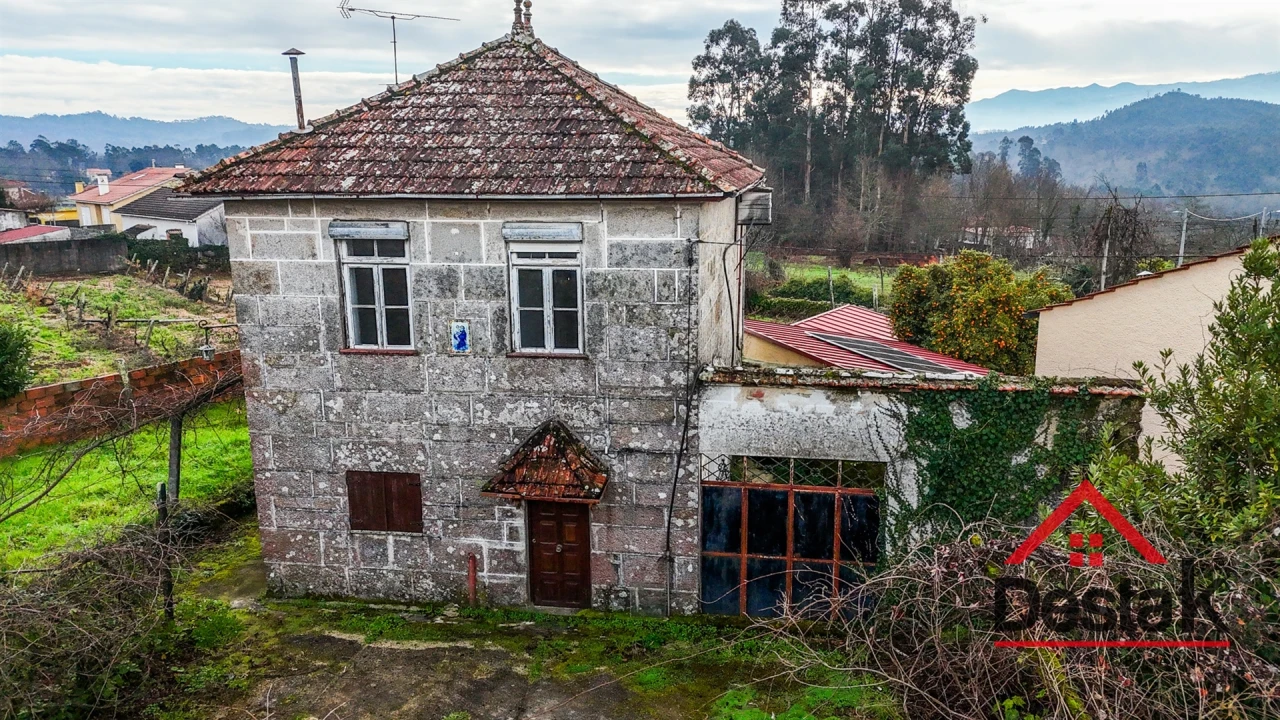 Moradia T2 para Venda em Santa Cruz da Trapa e São Cristóvão de Lafões Foto 5