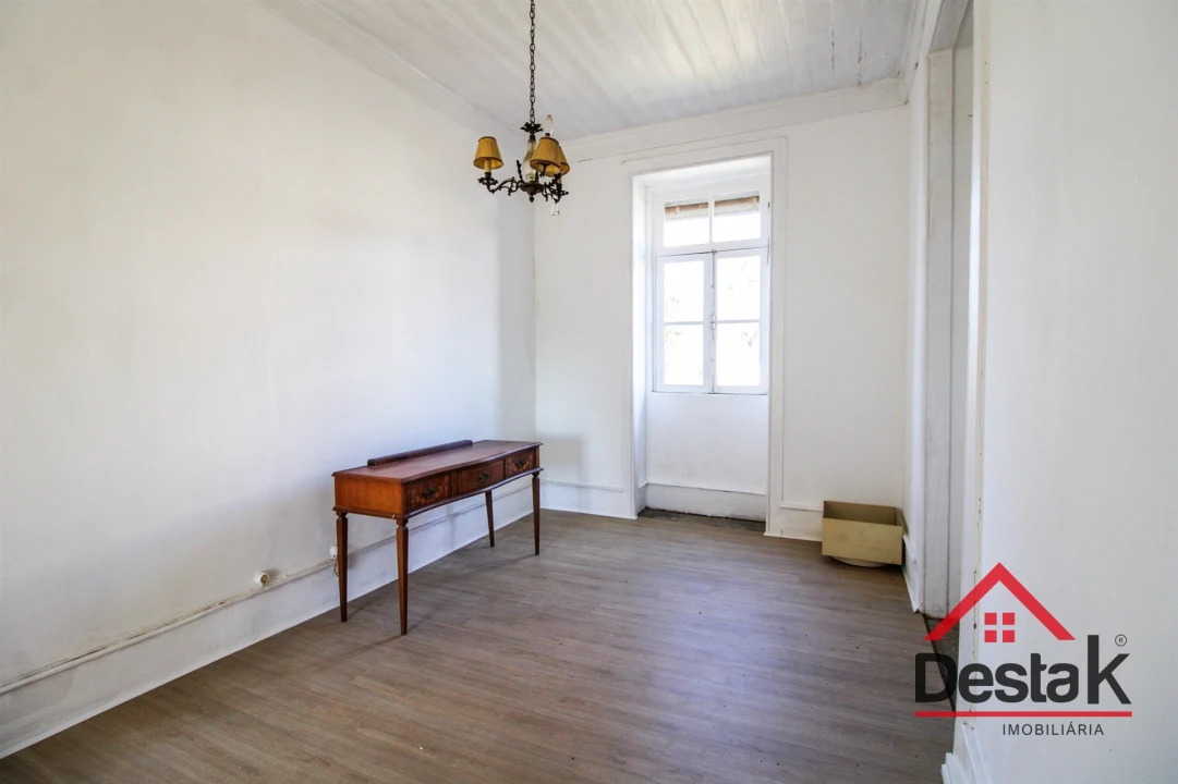 Moradia T2 para Venda em Santa Cruz da Trapa e São Cristóvão de Lafões Foto 18