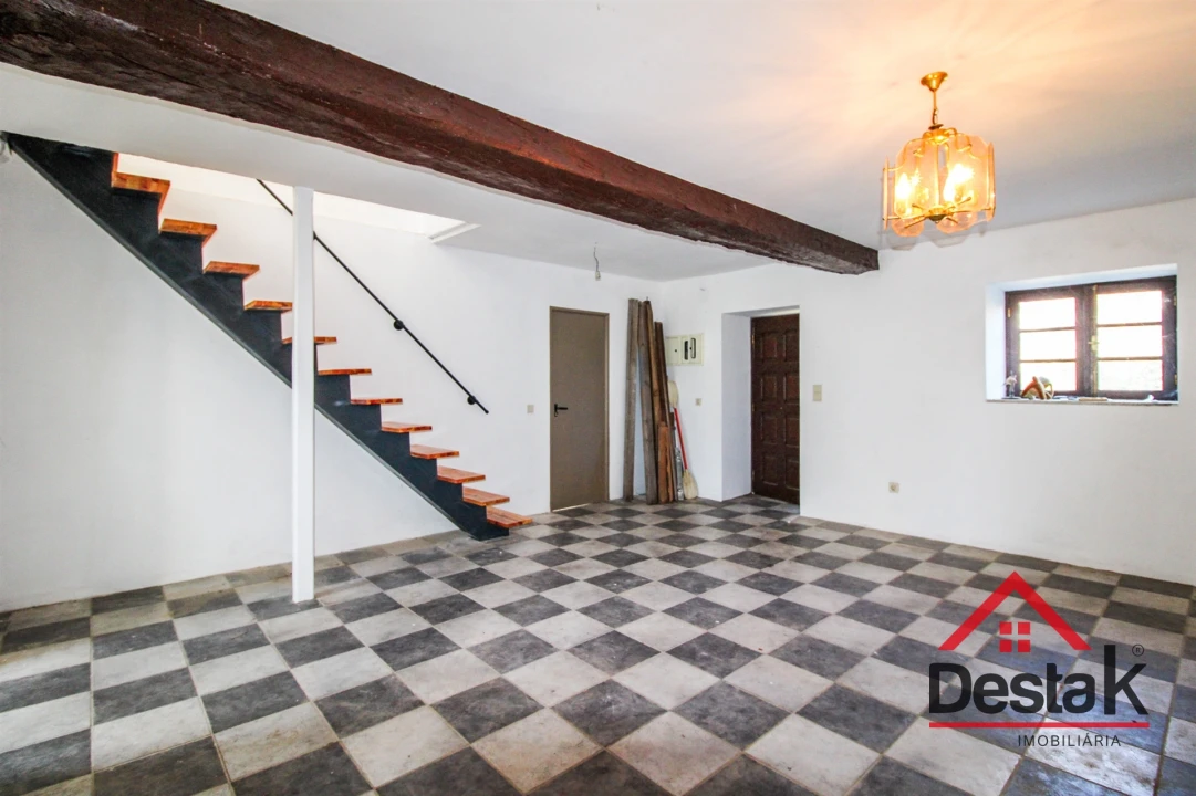 Moradia T2 para Venda em Santa Cruz da Trapa e São Cristóvão de Lafões Foto 11