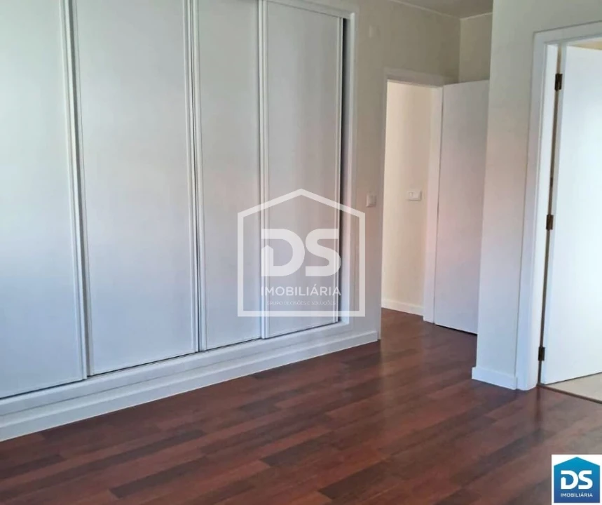 Moradia T3 para Venda em Porto de Mós - São João Baptista e São Pedro Foto 8