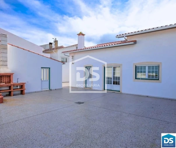 Moradia T3 para Venda em Porto de Mós - São João Baptista e São Pedro